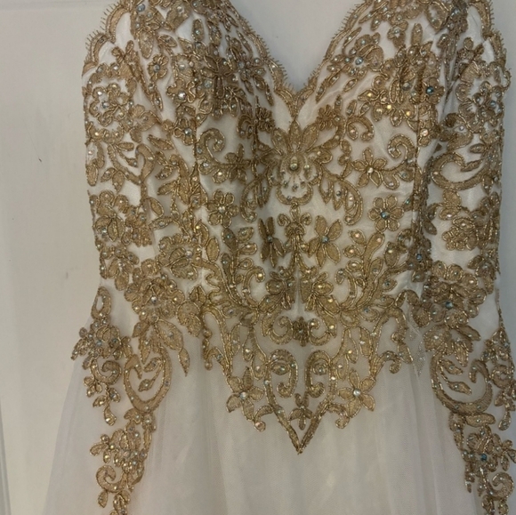 TLC Say Yes To The Prom Dress - Picture 8 of 14